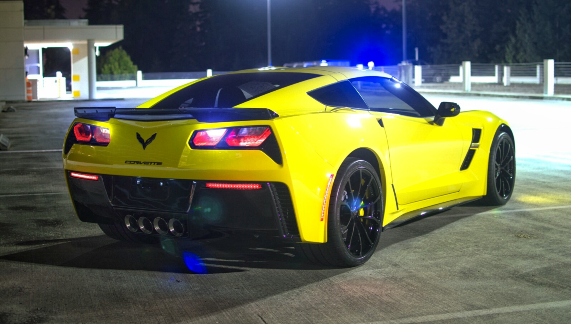 Chevrolet Corvette задние фары