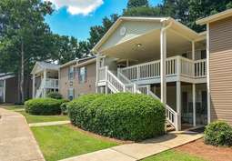 Image of Brooks Crossing Apartments in Riverdale, GA