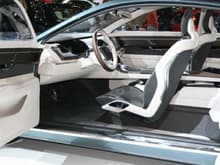Volvo Concept You-interior.jpg