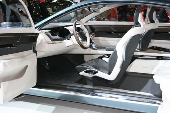 Volvo Concept You-interior.jpg