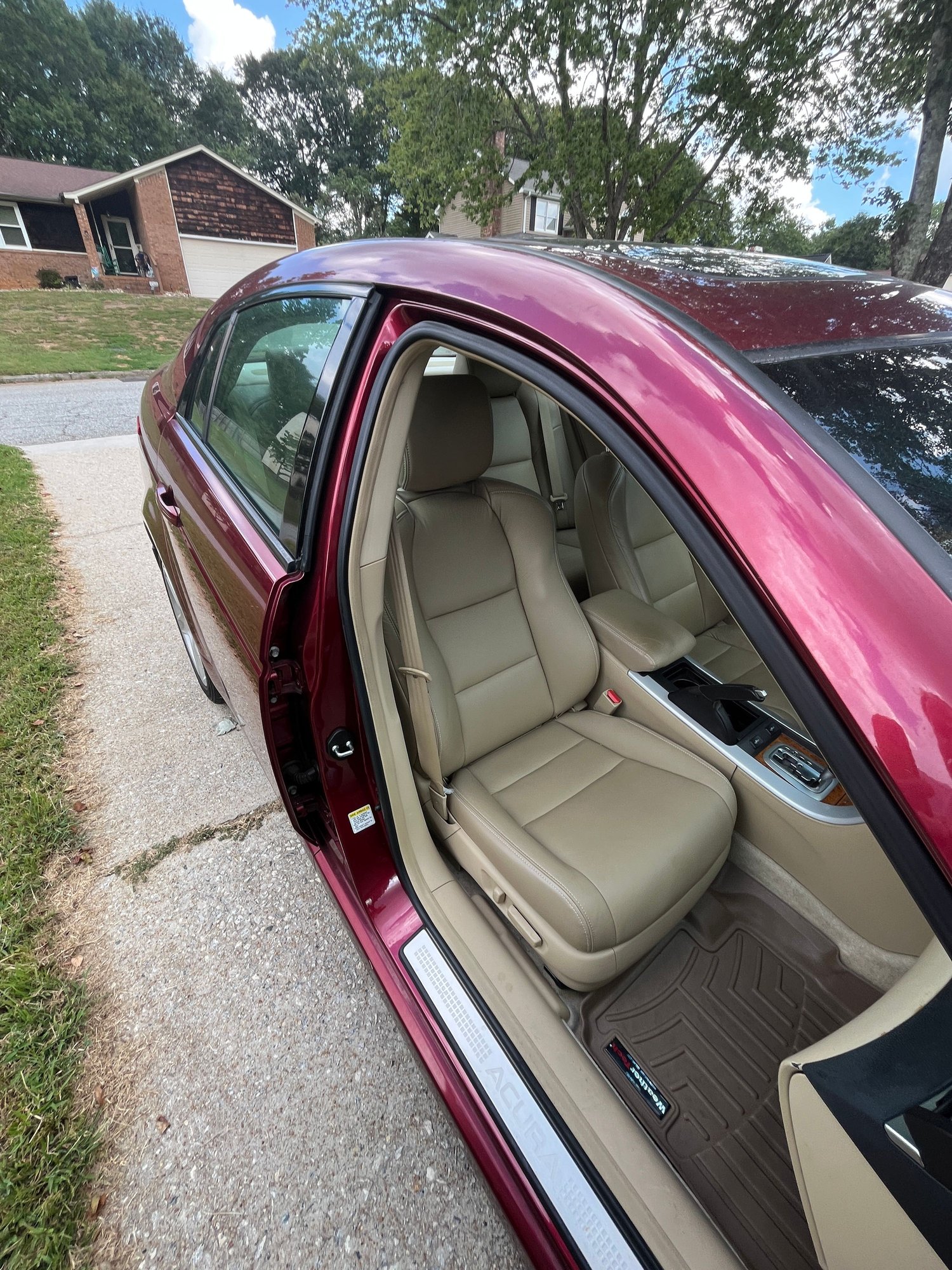 2006 Acura TL - 2006 Acura TL for Sale - Used - VIN 19UUA66276A001905 - 119,000 Miles - 6 cyl - 2WD - Automatic - Sedan - Red - Greenville, SC 20687, United States