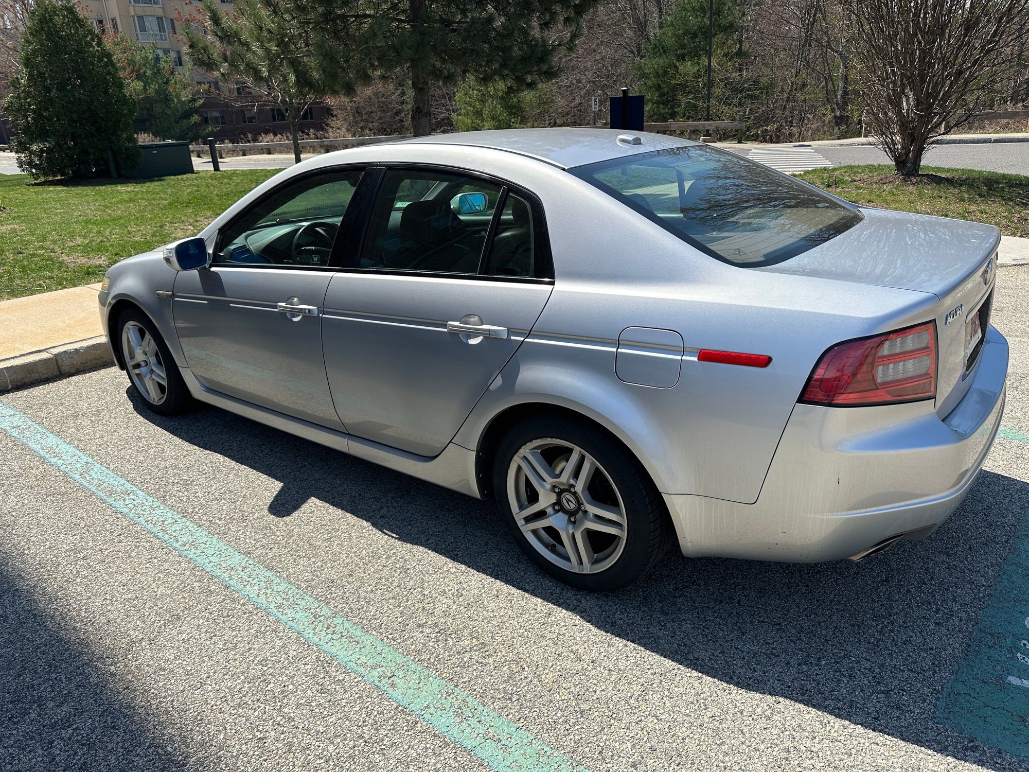 2008 Acura TL - FS: 2008 Acura TL with Nav - Used - VIN 19UUA66288A036651 - 126,500 Miles - 6 cyl - 2WD - Automatic - Sedan - Silver - Needham, MA 02494, United States