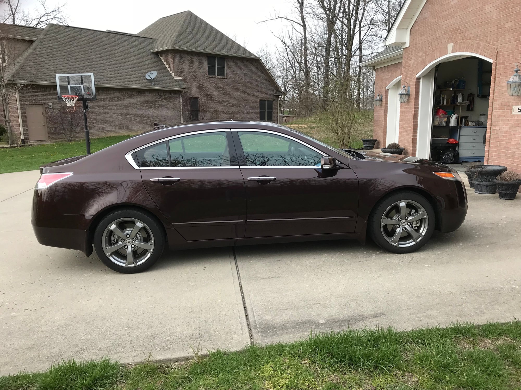 2010 Acura TL - SOLD: 2010 TL SH-AWD 6MT Mayan Bronze / Umber -1 owner, no accidents, no dings - Used - VIN 19UUA9E57AA006138 - 113,000 Miles - 6 cyl - AWD - Manual - Sedan - Brown - Pittsboro, IN 46167, United States