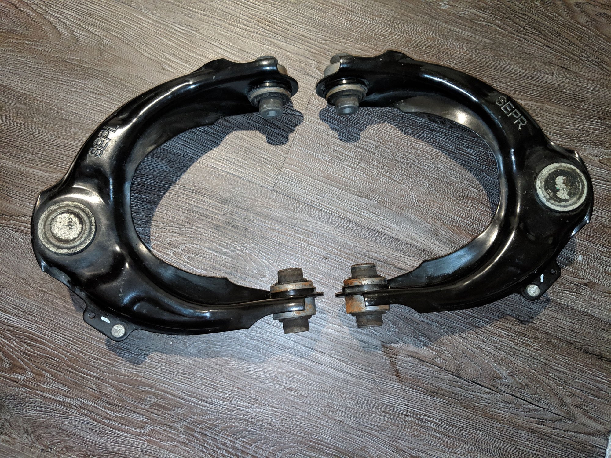 Steering/Suspension - SOLD: OEM upper control arms - Used - 2004 to 2008 Acura TL - St. Louis, MO 63126, United States