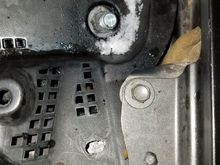 to remove this cowl piece (from the driver's side), I ended up lifting up from center-ish, getting my wrist underneath, and bumping it up several times. It'll eventually come out, just be patient and don't try to wrestle it out or you'll break the plastic.