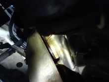 Wet around exhaust manifold