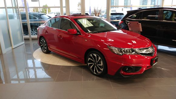 Thinking of replacing my 2016 ilx a-spec bellanova white to 2017 ilx a-spec red.