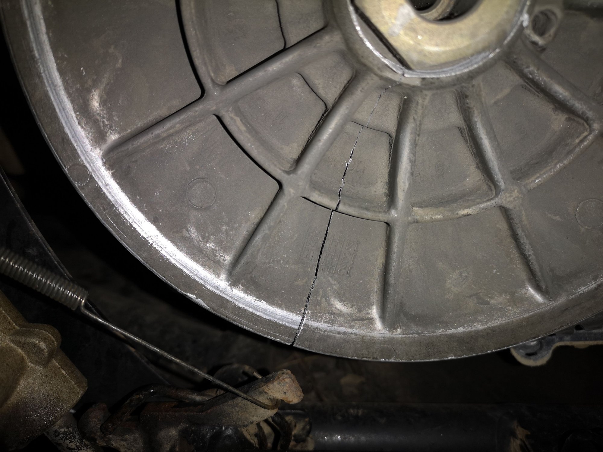 Calling all Clutch Experts Cracked Secondary ATV