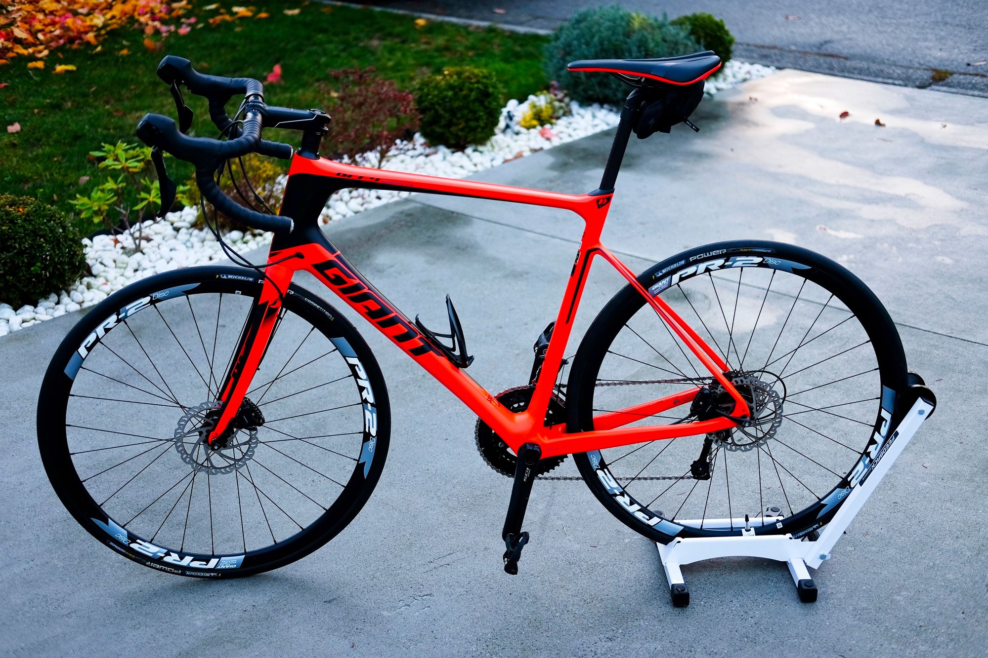 Picked up this 2018 Giant Defy in mint condition - Bike Forums