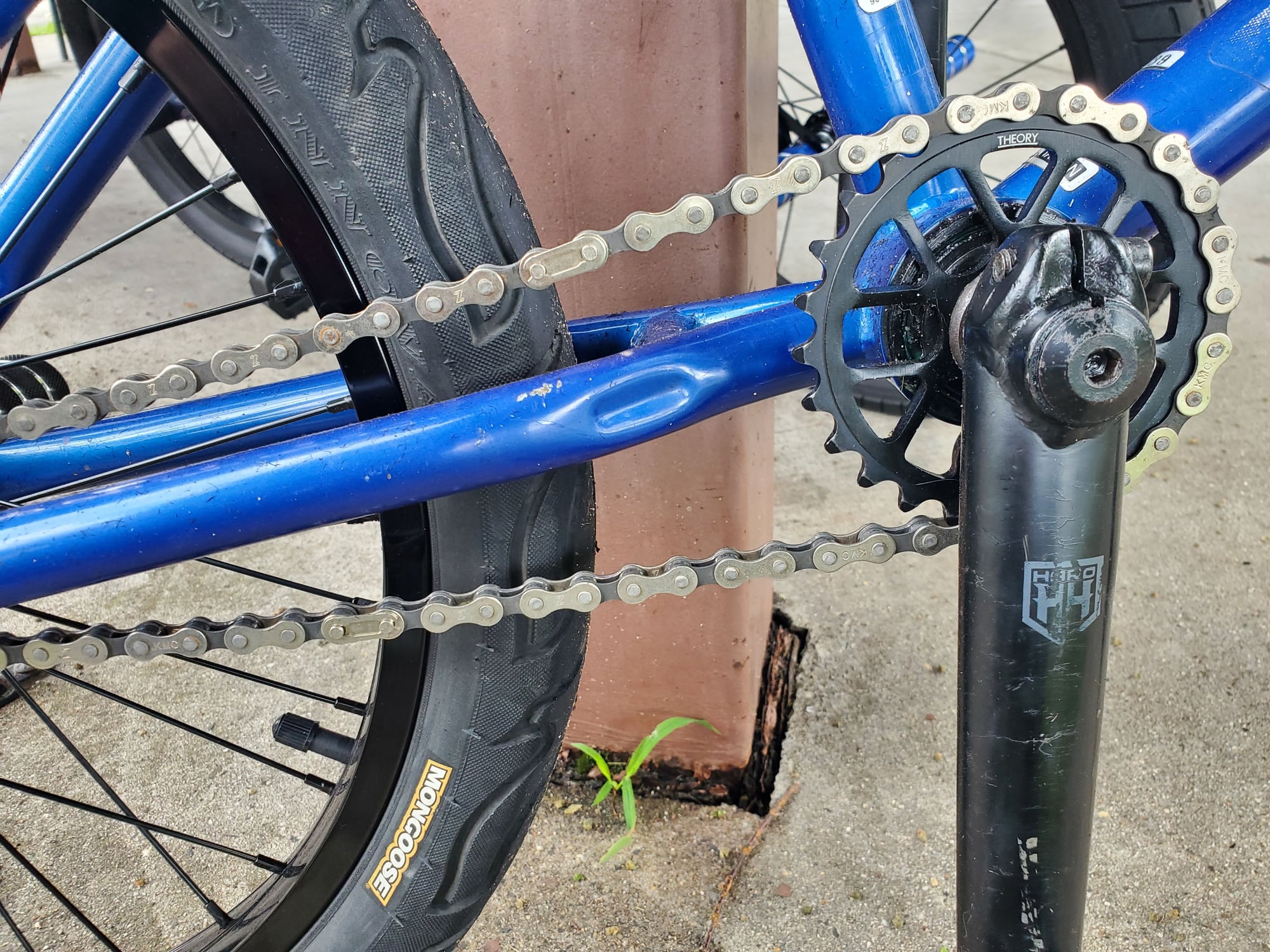 Image of a misaligned bike pedal on Craiyon