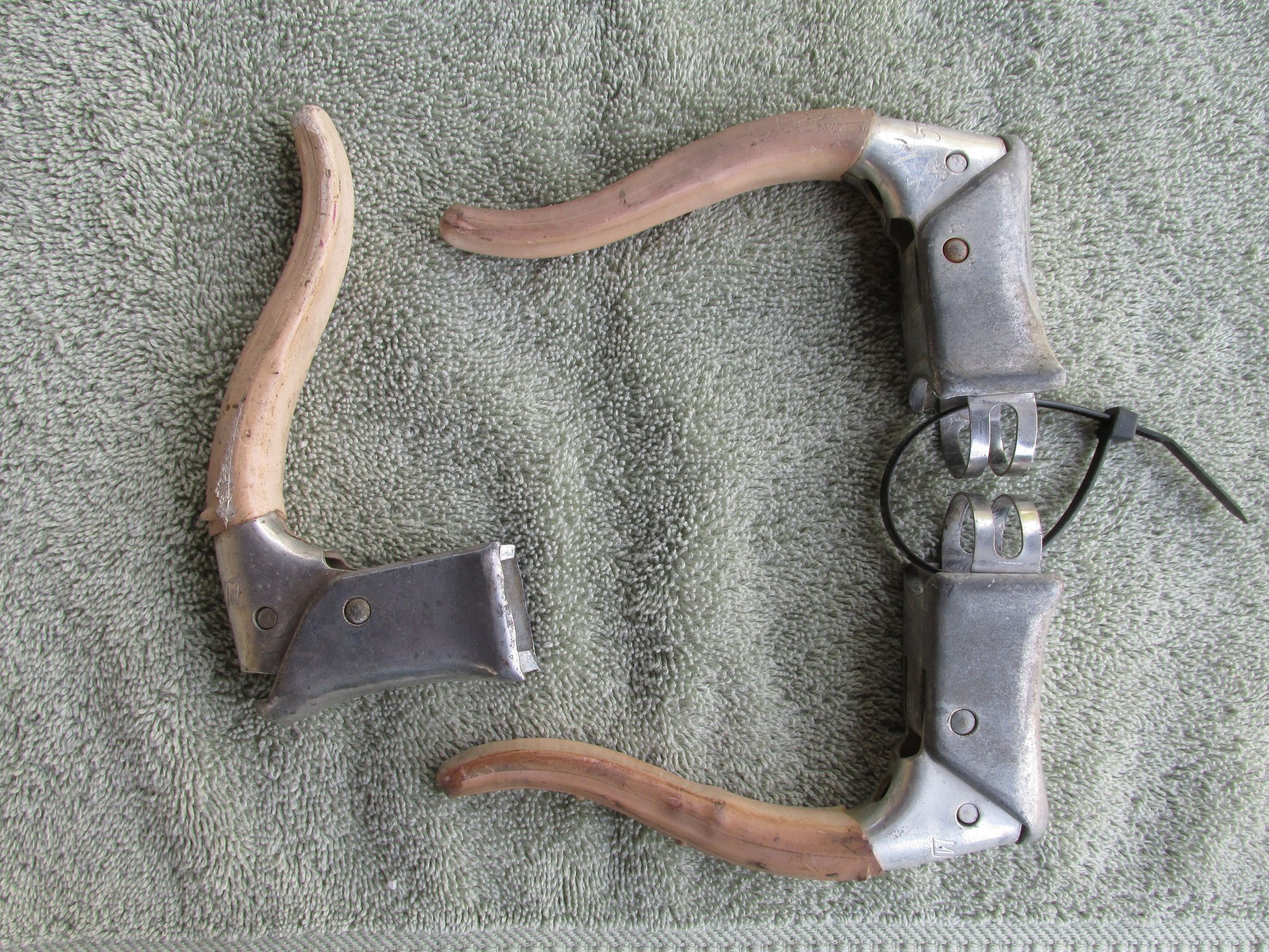mafac brake levers