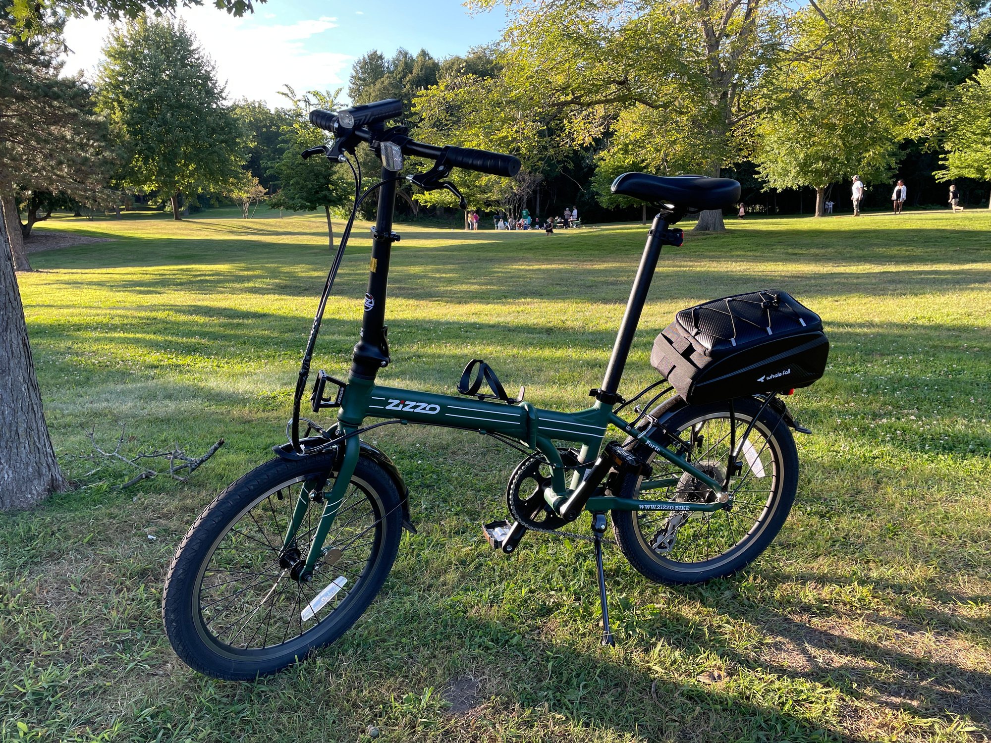 ZiZZO Forte, shown here with a too-big rack bag.