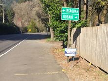 With no Plan B, only a ‘listen to the body’ philosophy - especially in April  — then the choice goes - no hills and more options for short.
So more pics.
Can you say Utility Box ??
