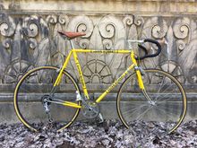 I like this backdrop.  Should photo every bike somewhere along this guy’s sound barrier ‘fence’.  Got a few others there but not all