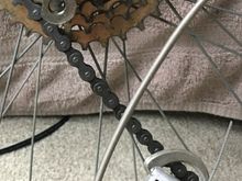 Must be,…. threaded for Suntour der.