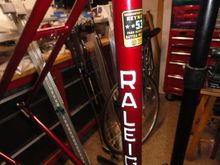 Frame decal and Raleigh detail.