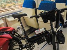 Media Distancia trains officially are limited to three bikes. But here's the fourth.