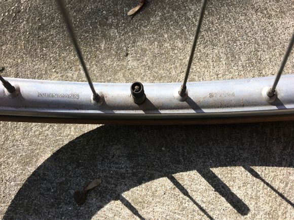 Middling vintage rims