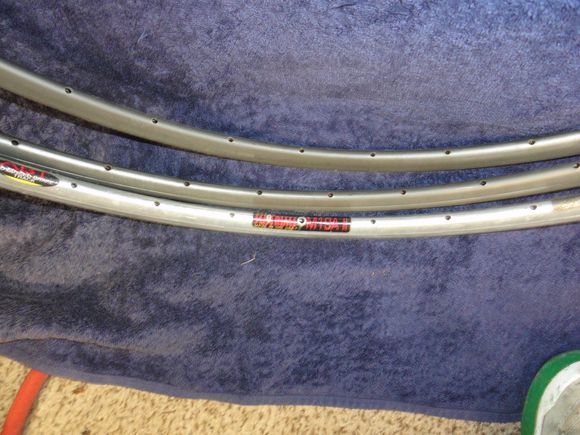 32 hole tubular  back two is a set 