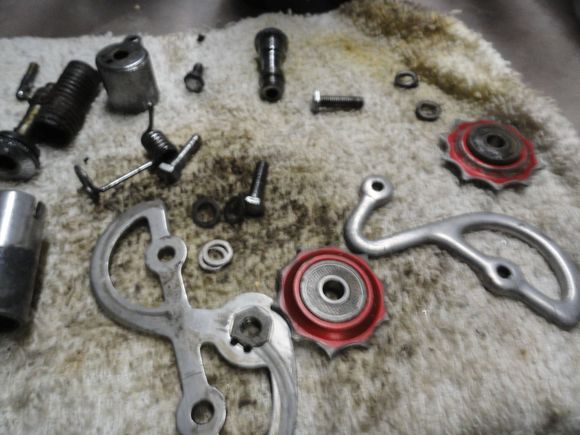 derailleur parts before cleaning