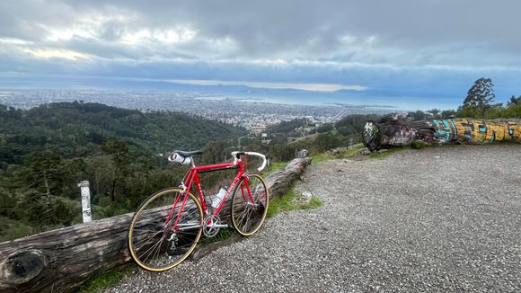 View looking west from top of Grizzly Peak.