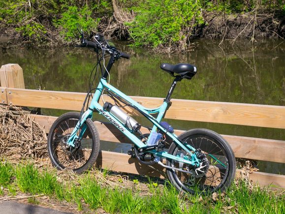 20" Minivello - front drive. Fun little bike. 