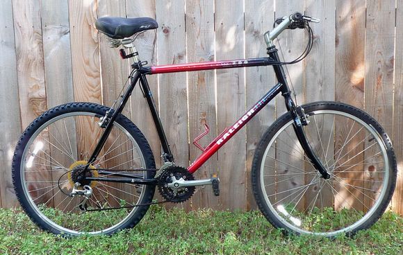 1993 Raleigh USA MT200
4130 steel bonded to 6061-T8 aluminum