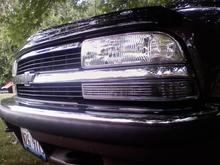 Black bumper lights, painted black bowtie