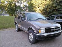 97 Blazer (front Right)