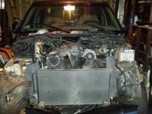 After removing the fenders, nose and good, started seeing the real damage to thh project.