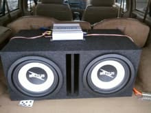 the current sub setup..the new ported box hits wayy harder than my old sealed one