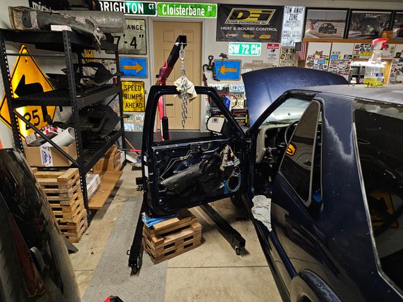 Engine hoist hack. Makes doing this job solo, a breeze...