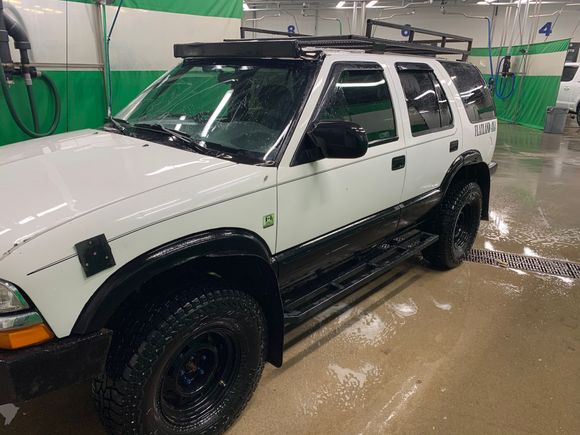 The black square is a cover for the hole in the fender for my snorkel. It’s just too cold here to run it in the winter, my throttle body was freezing up