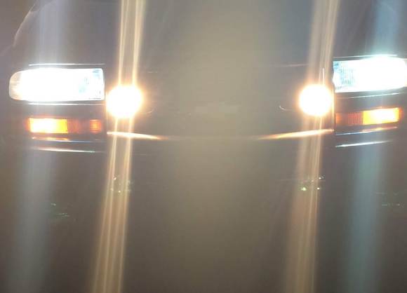 Swapped out the old halogen KC Daylighters for some PIAA LEDs.