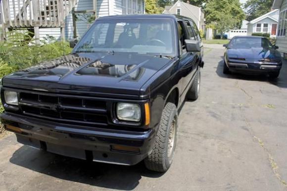 I decided to paint the grill and bumpers too.