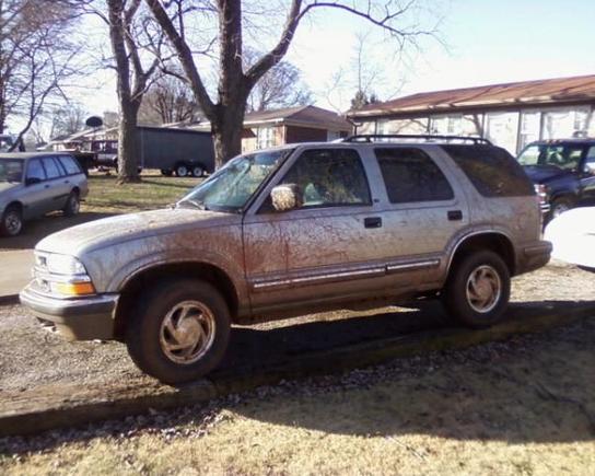 2 days after i bought it framed out im mud with street tires