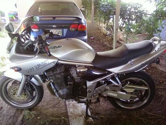 2002 Suzuki Bandit 1200