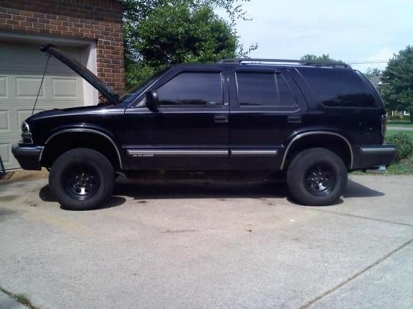 Just installed 2" Body Lift