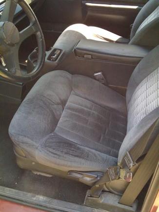Blazer interior front seats