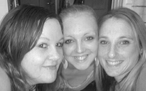 My Bytches and I and we are all freakin AWESUM!!!! :)