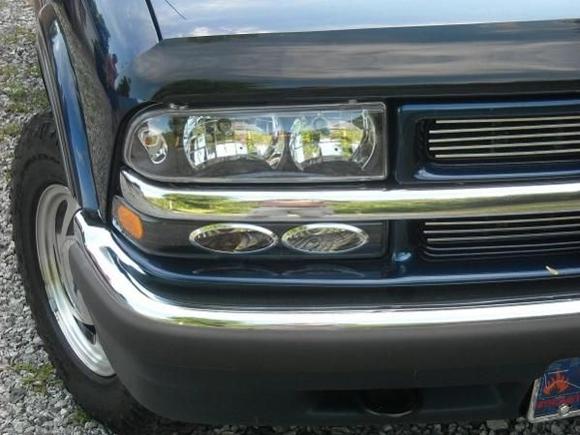 New Headlights, Parkin Lights &amp; Grill....