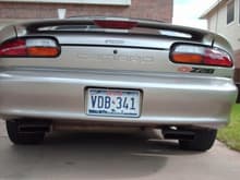 painted the back part black and colored the camaro letters in with red also got rid of the z28 and bowtie badges.