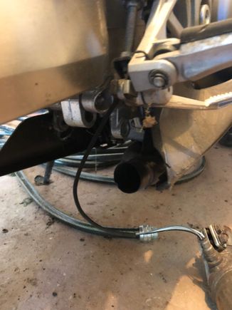 Broken stock exhaust with O2 hanging