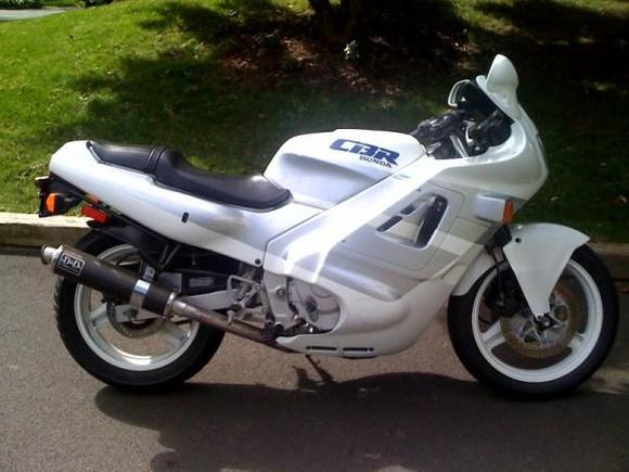 89 CBR 600 right side