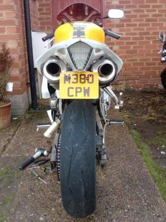 Fitting the 2008 R1 Tail.