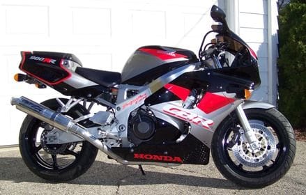 93 900RR wicked fast-too pretty