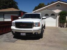 2007 Sierra Crew Cab (Front - showing Zero Offset 18in. Wheels)