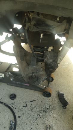 Changing spindles and brakelines