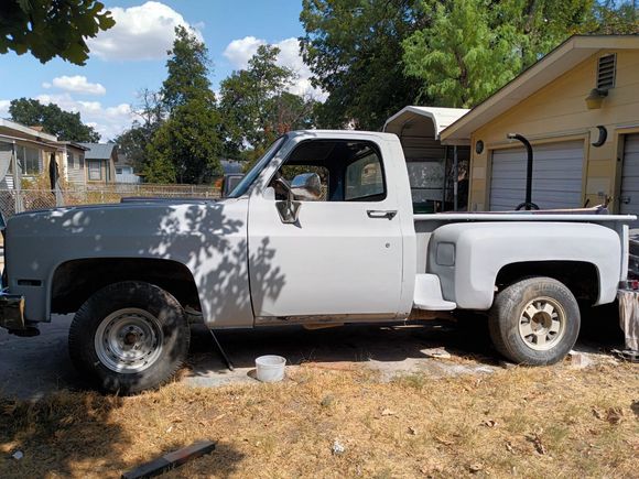 1981 Chevrolet short bed/stepside for sale $1,500.00 firm