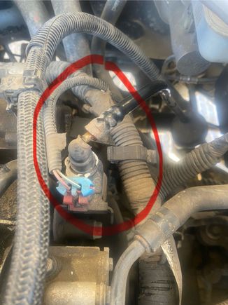 See broken hose - pls see next photo to reference location on the engine. 